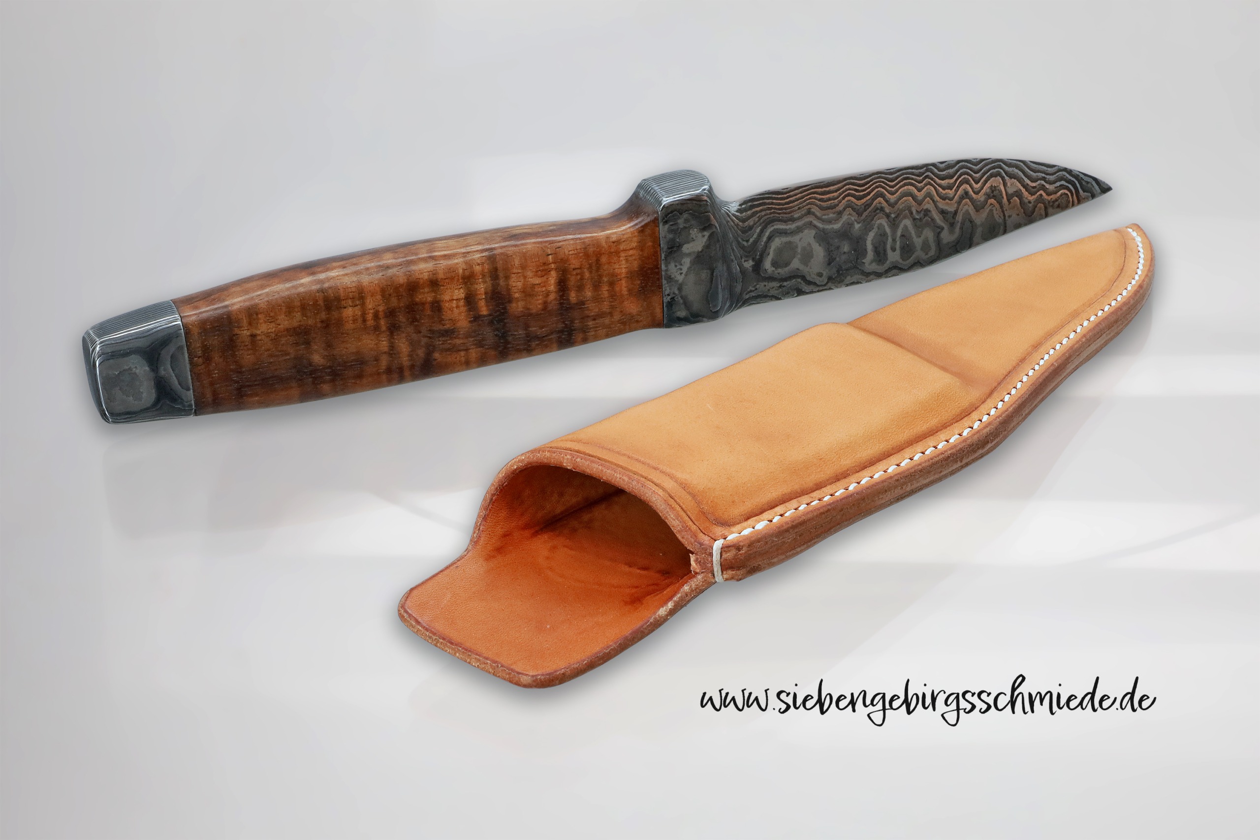 siebengebirgsschmiede.de | Damast Jagdmesser mit Lederscheide, Holzgriff 3